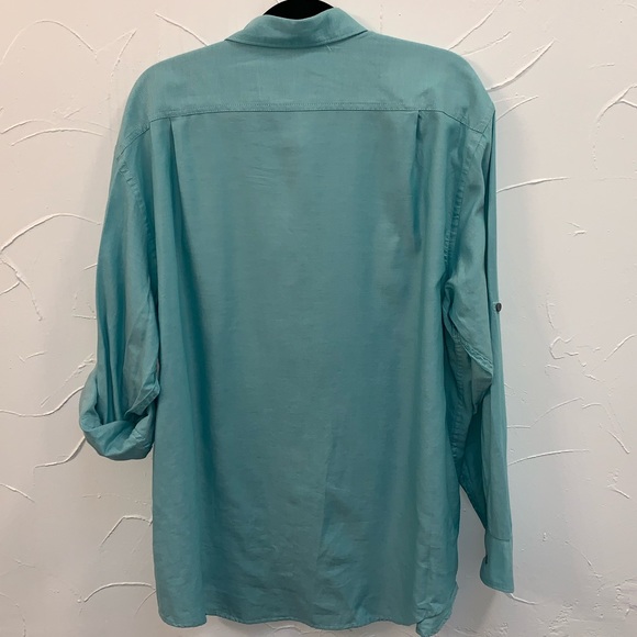 IZOD Seaside Twill Button Down- XL - Picture 2 of 4